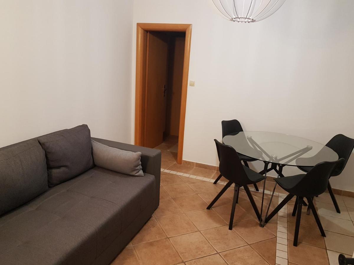 Apartmani Katja オミシュ エクステリア 写真