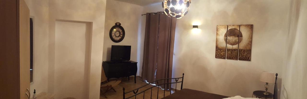 Apartmani Katja オミシュ エクステリア 写真