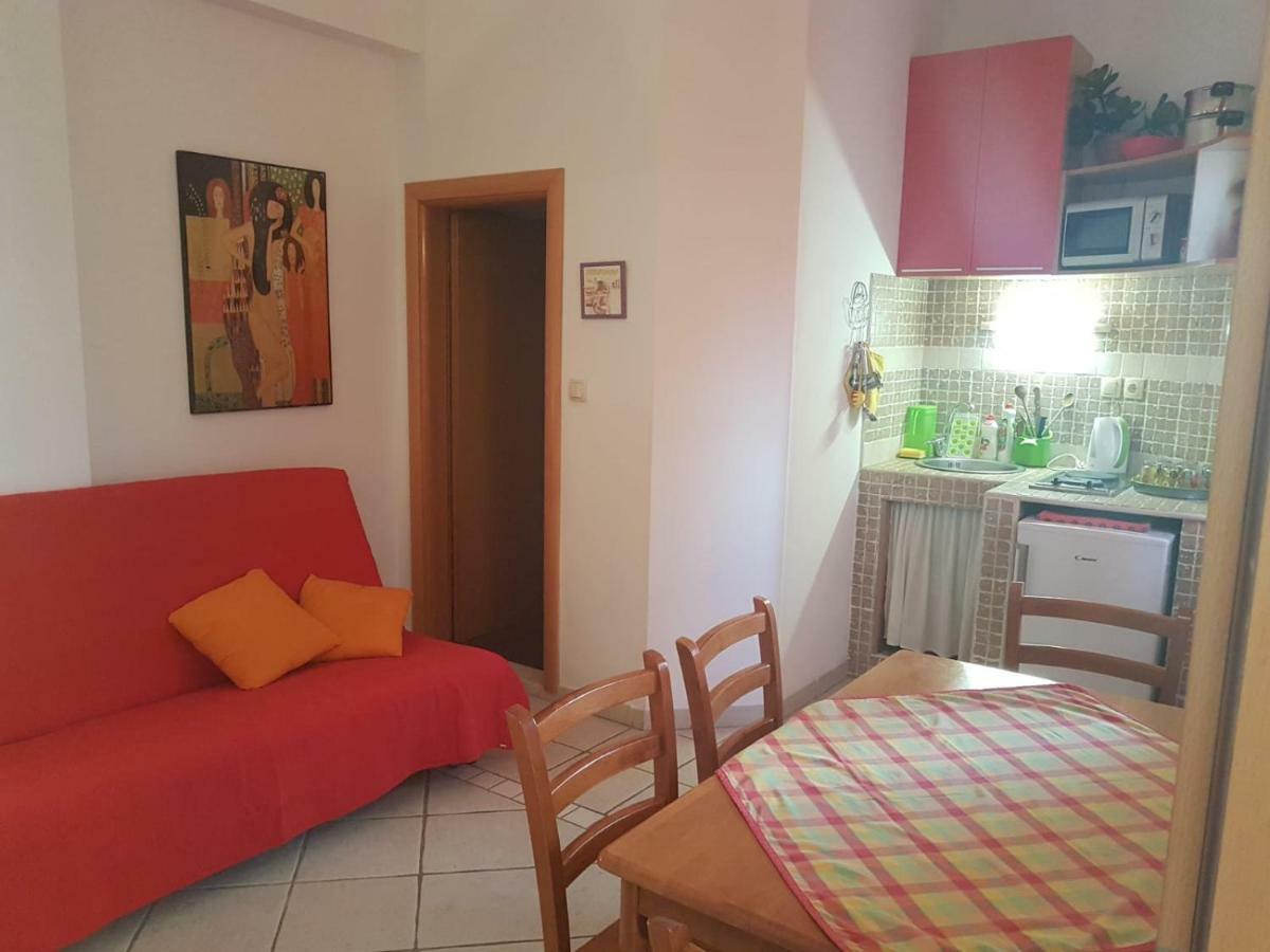 Apartmani Katja オミシュ エクステリア 写真